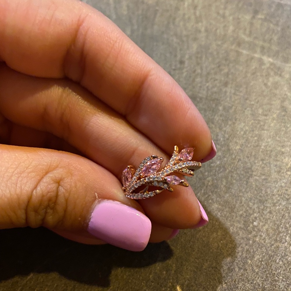 Rose platted ring - Picture 2 of 7
